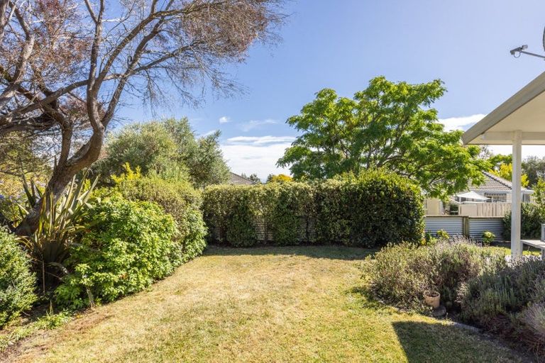 Photo of property in 2/24 Durham Drive, Havelock North, 4130