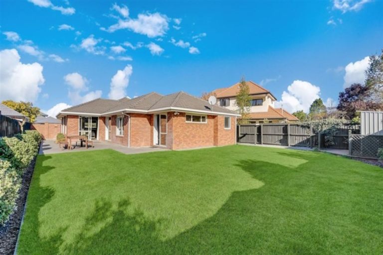 Photo of property in 38 Forest Drive, Parklands, Christchurch, 8083