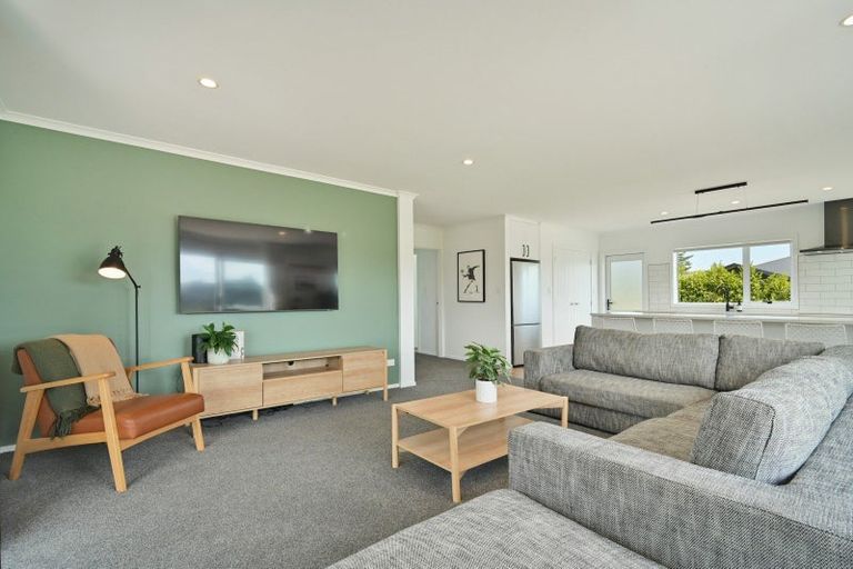 Photo of property in 53 Taihape Road, Omahu, Hastings, 4175