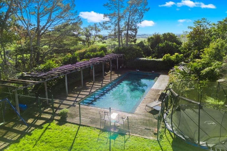 Photo of property in 57 Adams Road South, Pukekohe, 2120