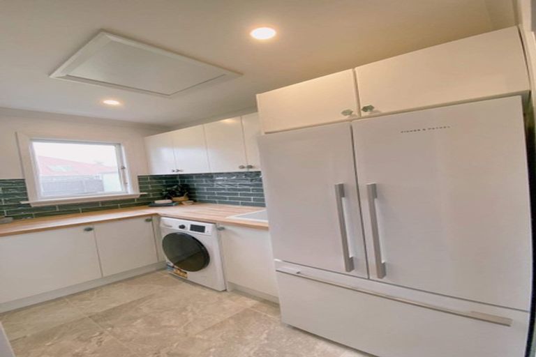 Photo of property in 1/98 Amyes Road, Hornby, Christchurch, 8042