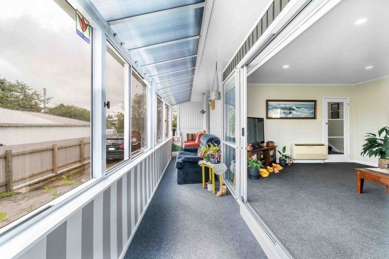 Photo of property in 24 Cargill Street, Waikiwi, Invercargill, 9810