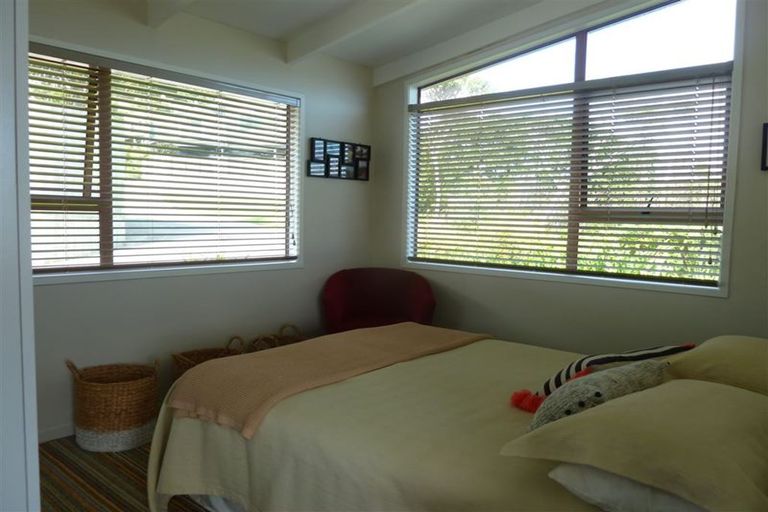 Photo of property in 44 Motuhoa Road, Tairua, 3508