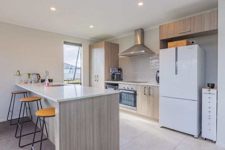 Photo of property in 1 Fontana Street, Papamoa, 3118