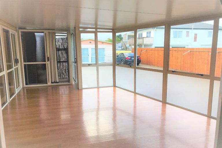 Photo of property in 186 Old Wairoa Road, Papakura, 2110