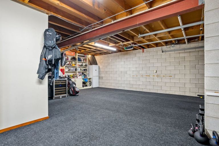 Photo of property in 7 Parr Terrace, Castor Bay, Auckland, 0620