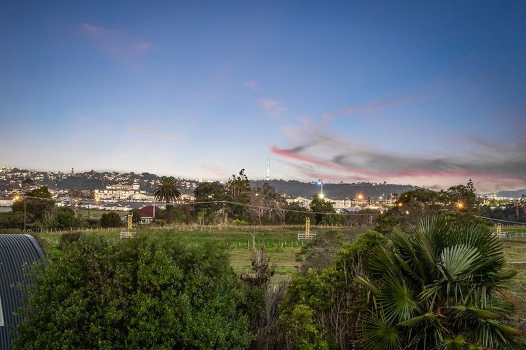 Photo of property in 5 Kowhai Road, Whenuapai, Auckland, 0618