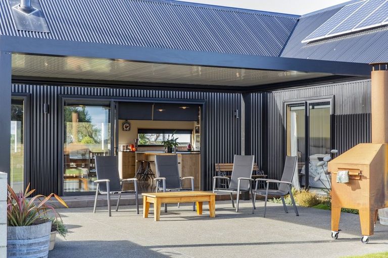 Photo of property in 235 Kennedys Hill Road, Cust, Rangiora, 7471