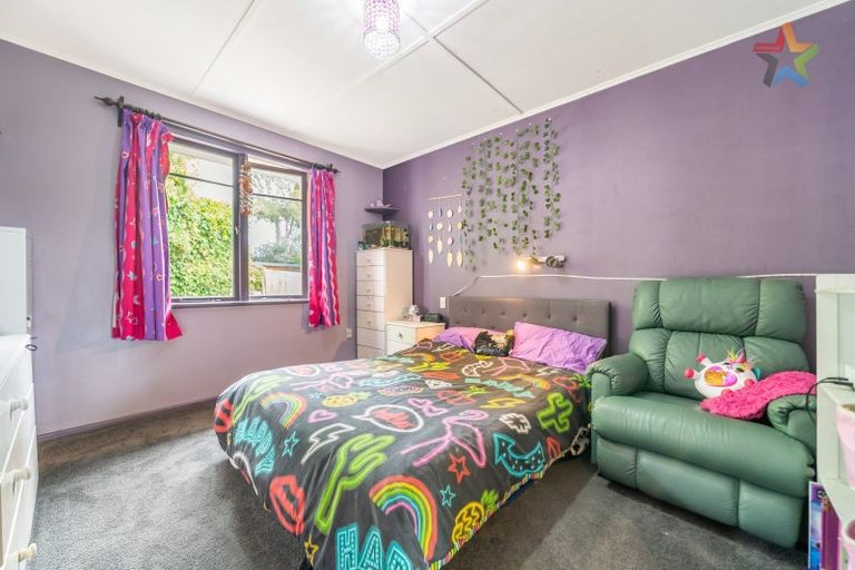 Photo of property in 32a Kopara Grove, Stokes Valley, Lower Hutt, 5019