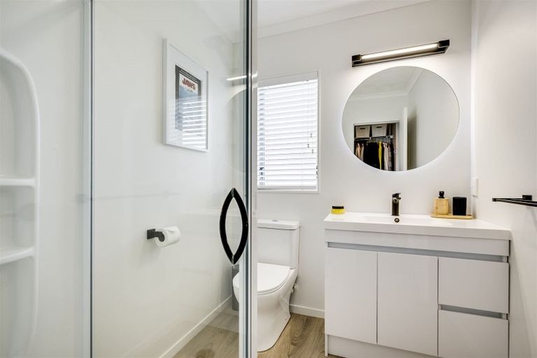 Photo of property in 6 Sloane Place, Taradale, Napier, 4112