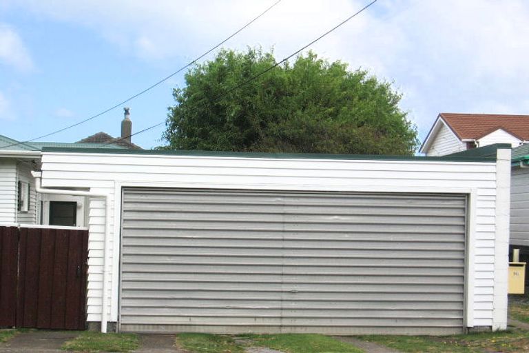 Photo of property in 18 Rex Street, Miramar, Wellington, 6022
