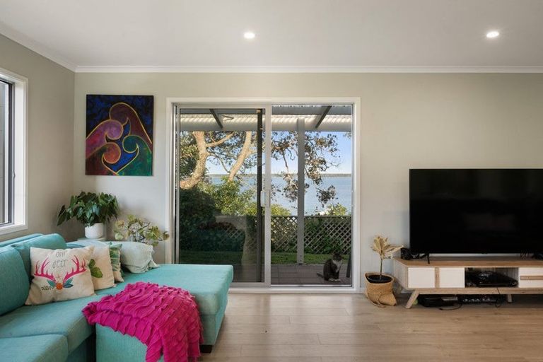 Photo of property in 20 Moana Drive, Tanners Point, Katikati, 3177