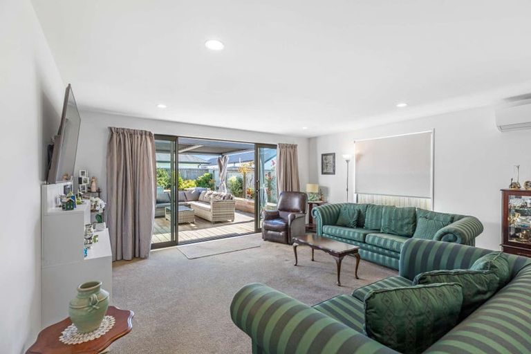 Photo of property in 118 Chinnerys Road, Woodend, 7610