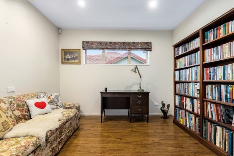 Photo of property in 15 Caleb Place, Northwood, Christchurch, 8051