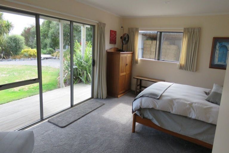 Photo of property in 12 Hepina Heights, Kinloch, Taupo, 3377