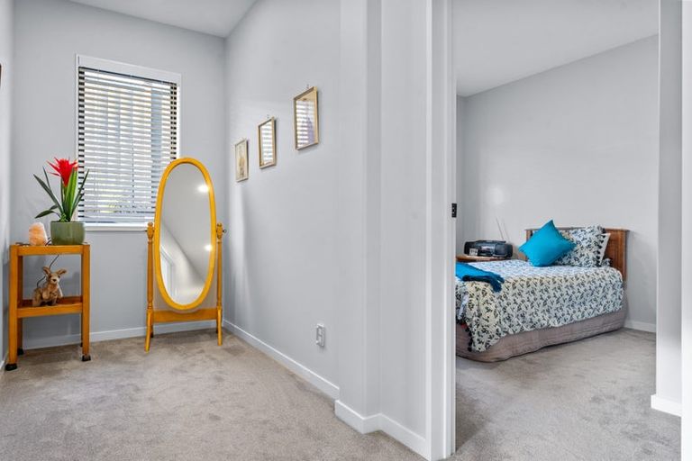 Photo of property in 64 Accolage Boulevard, Kumeu, 0810