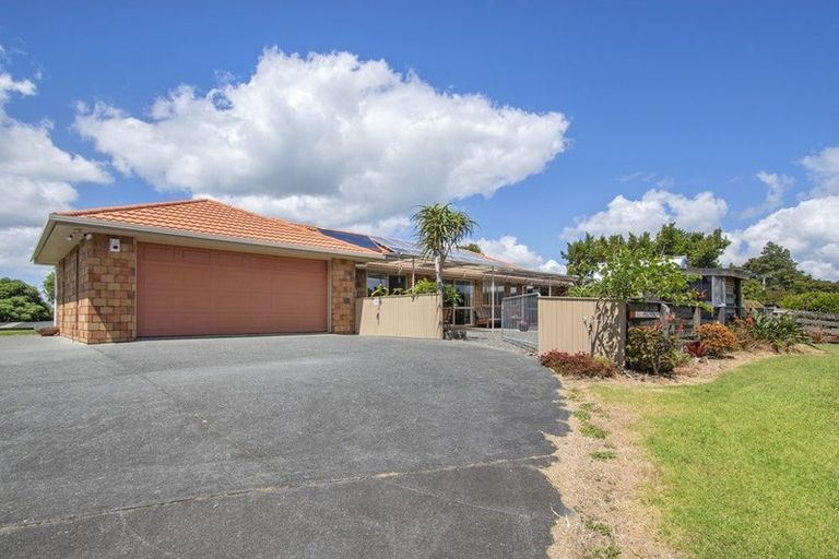 Photo of property in 121 Owhiwa Road, Parua Bay, Onerahi, 0192