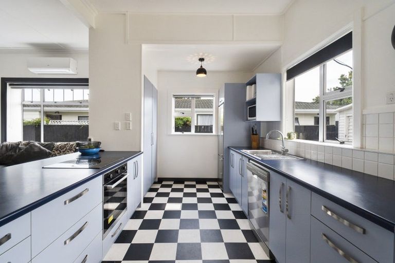 Photo of property in 7 Millar Street, Terrace End, Palmerston North, 4410