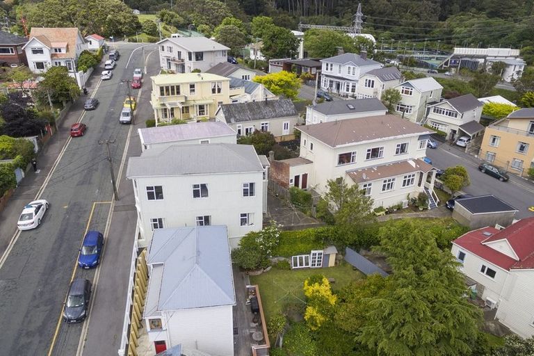 Photo of property in 66 Thompson Street, Mount Cook, Wellington, 6011