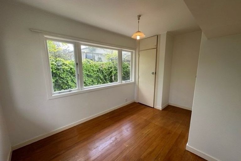 Photo of property in 133 Bucklands Beach Road, Bucklands Beach, Auckland, 2012