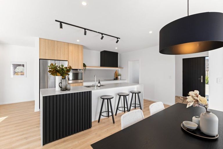 Photo of property in 32 Nikau Drive, Redwoodtown, Blenheim, 7201