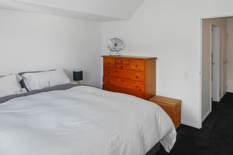 Photo of property in 9/86 Brockworth Place, Riccarton, Christchurch, 8011