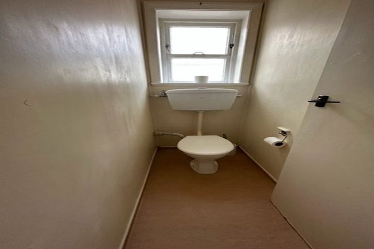 Photo of property in 69 Bell Road, Waiwhetu, Lower Hutt, 5010