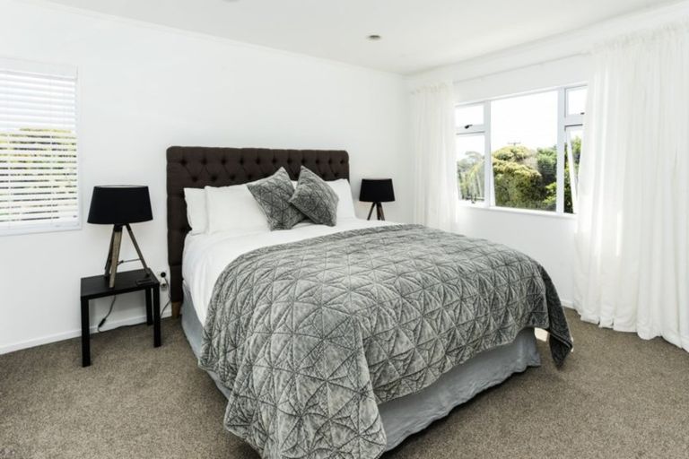 Photo of property in 243 Clifton Road, Te Awanga, 4102