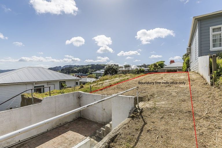 Photo of property in 127 Hanson Street, Newtown, Wellington, 6021