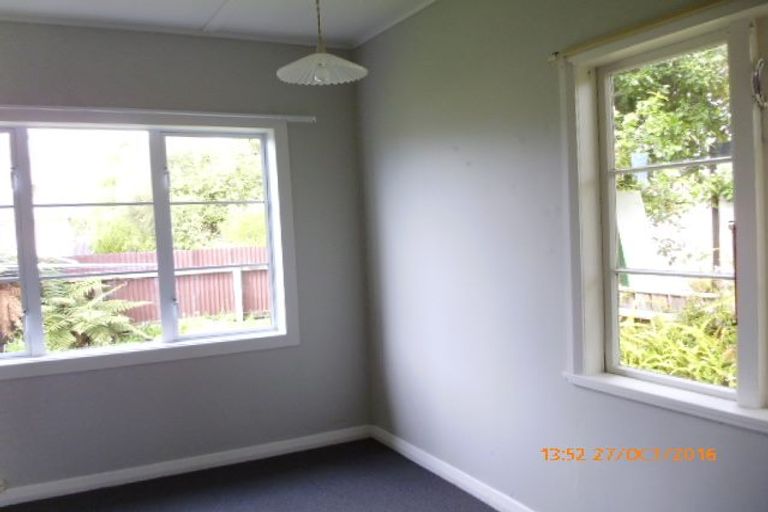 Photo of property in 29-31a Peel Street, Westport, 7825