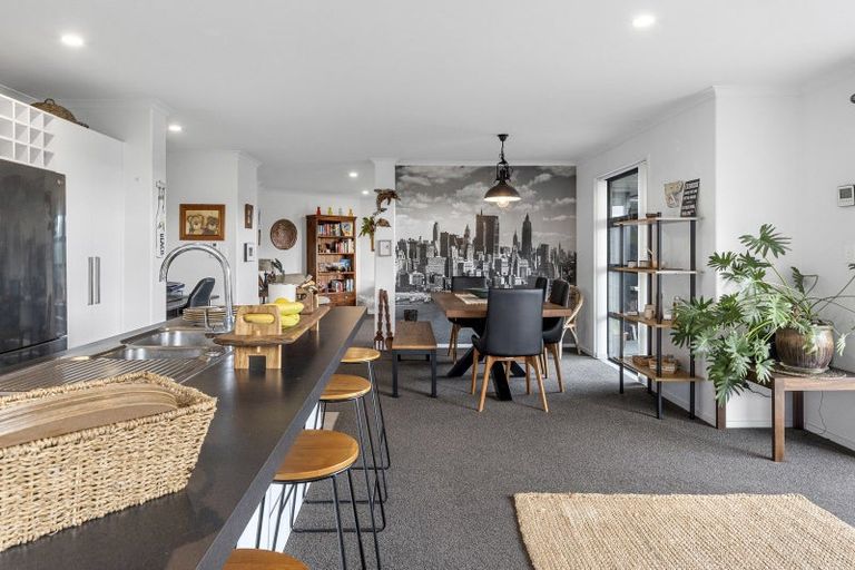 Photo of property in 1 Blanche Road, Papamoa Beach, Papamoa, 3118