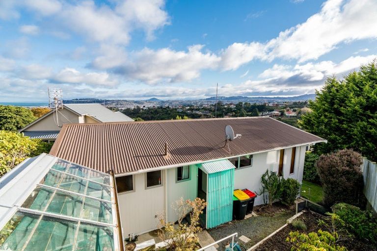 Photo of property in 19 Calvert Place, Shiel Hill, Dunedin, 9013