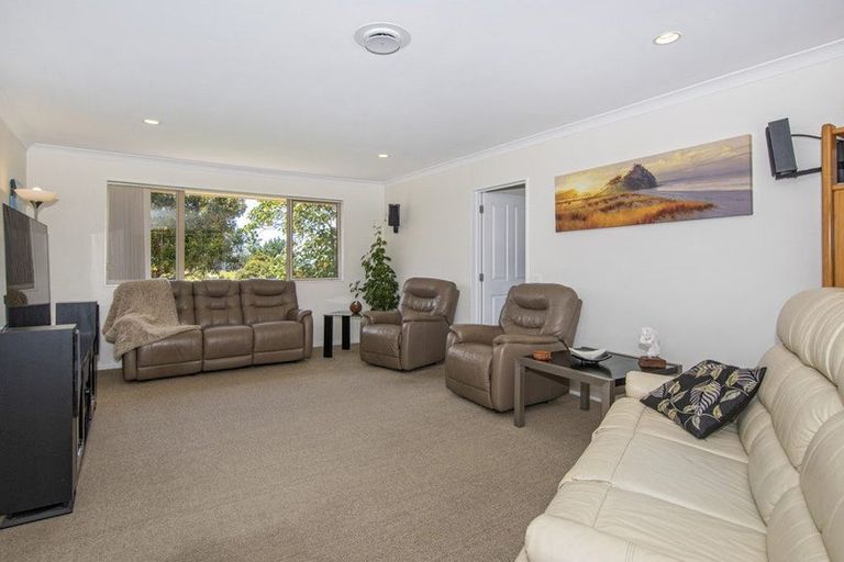 Photo of property in 121 Owhiwa Road, Parua Bay, Onerahi, 0192