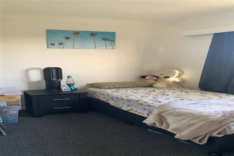 Photo of property in 6 Maratahu Street, Westown, New Plymouth, 4310