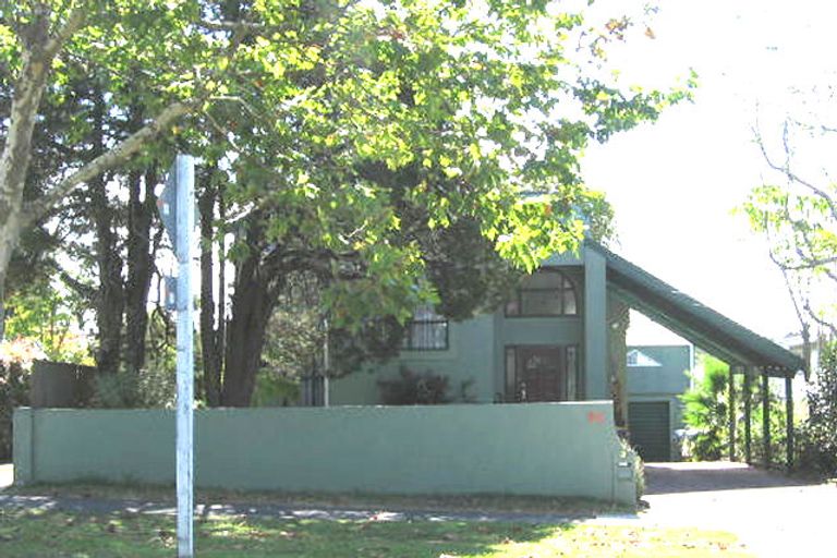 Photo of property in 1/23 Seabrook Avenue, New Lynn, Auckland, 0600