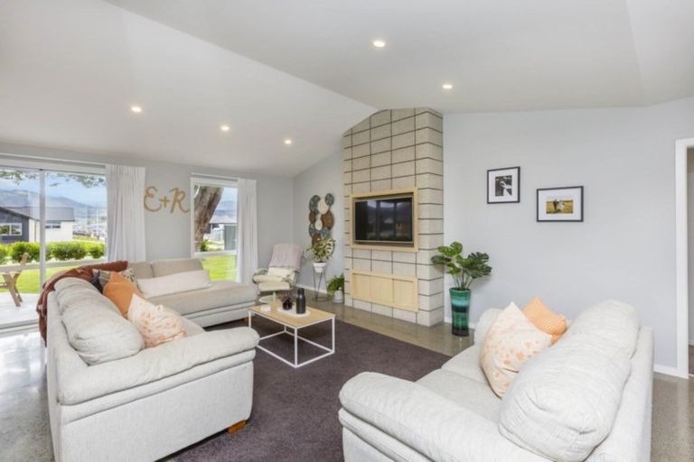 Photo of property in 36 Hopkirk Avenue, Wallaceville, Upper Hutt, 5018