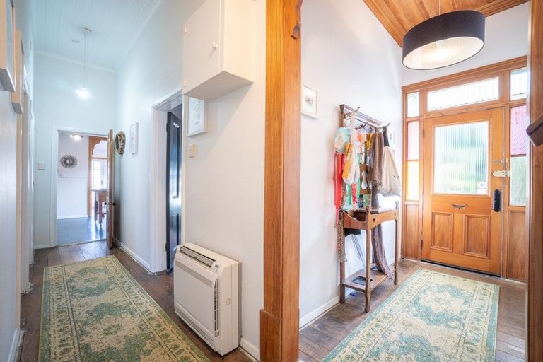 Photo of property in 16 Worcester Street, West End, Palmerston North, 4410