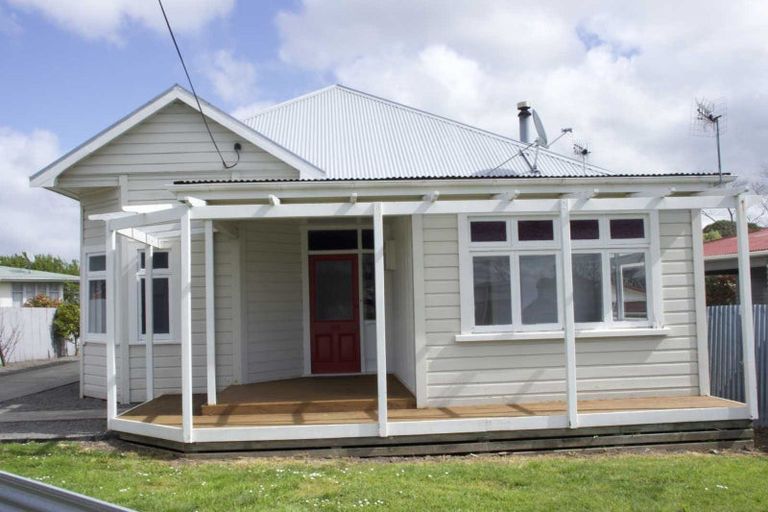 Photo of property in 68 East Street, Feilding, 4702