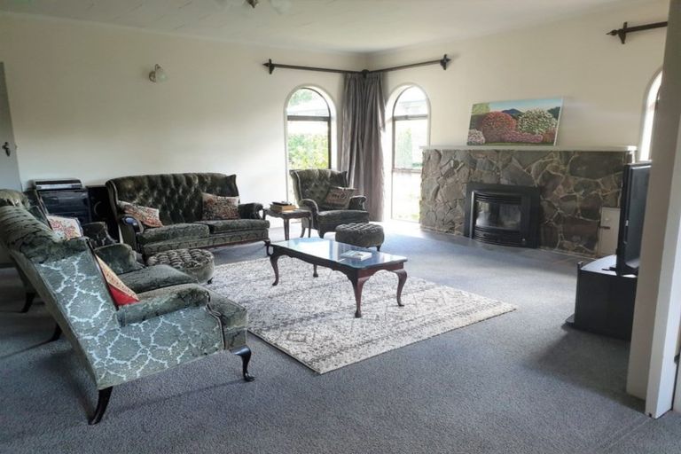 Photo of property in 12 Smith Street, Dannevirke, 4930