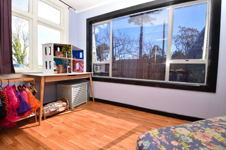 Photo of property in 6 Nobel Street, Carterton, 5713