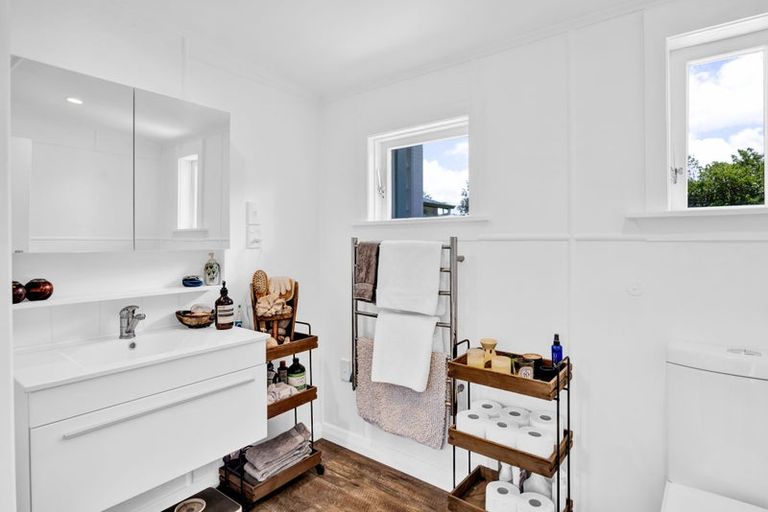 Photo of property in 53 Fox Street, Opunake, 4616