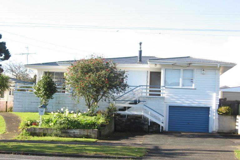 Photo of property in 54 Friedlanders Road, Manurewa, Auckland, 2102