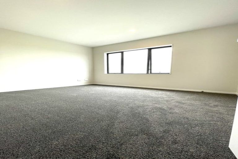 Photo of property in 32 Auranga Drive, Karaka, Papakura, 2113