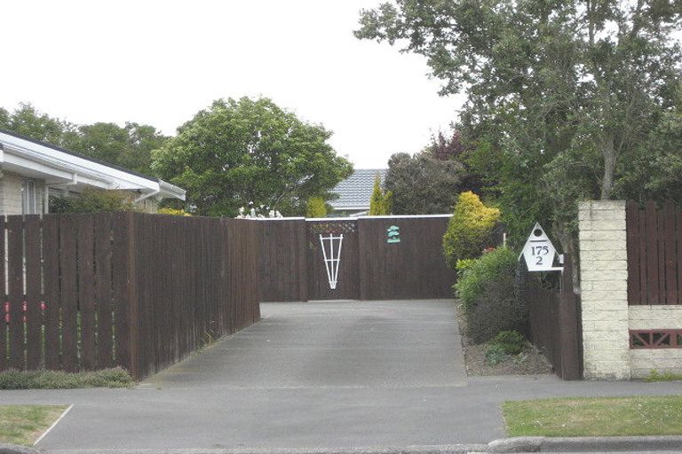 Photo of property in 1/175 Queenspark Drive, Parklands, Christchurch, 8083