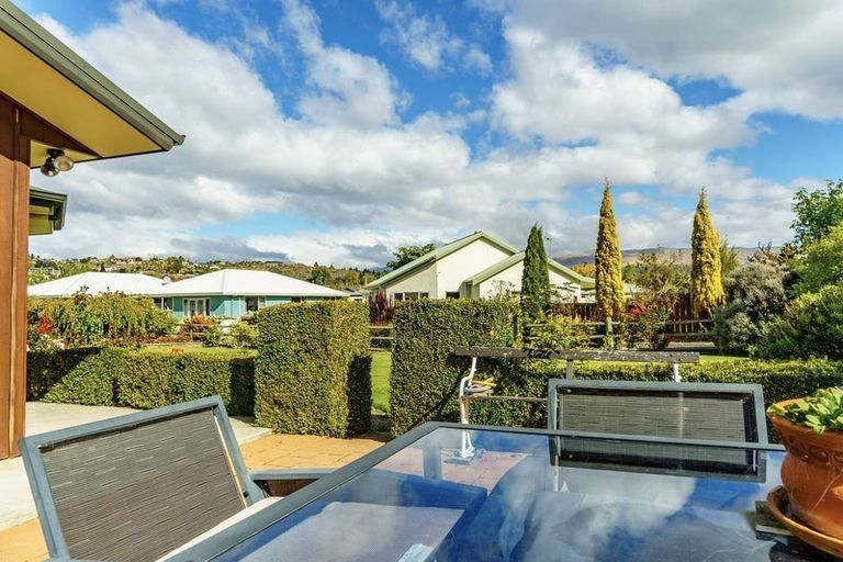 Photo of property in 9 Mayfair Grove, Alexandra, 9320