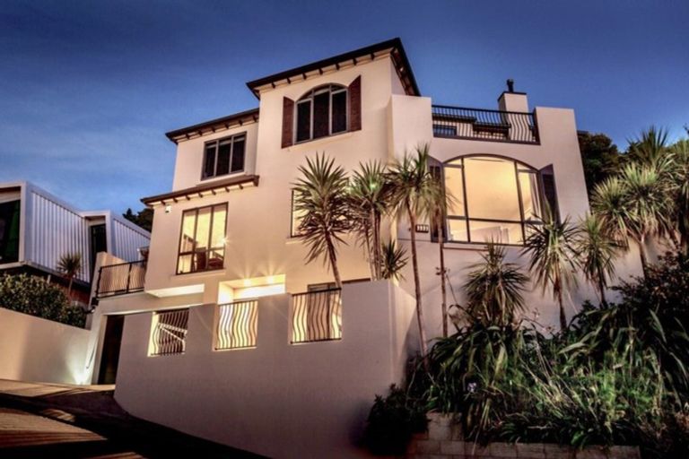 Photo of property in 5 Bunker Way, Strathmore Park, Wellington, 6022