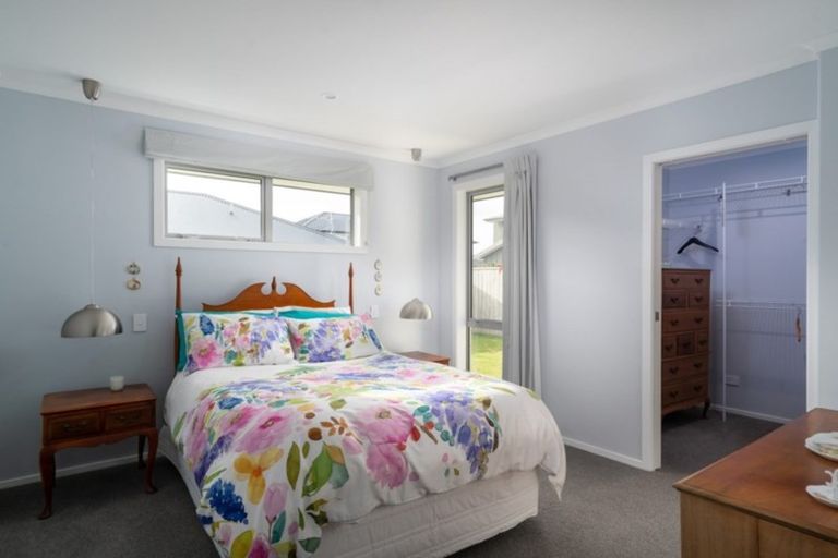 Photo of property in 6 Huka Heights Drive, Rangatira Park, Taupo, 3330