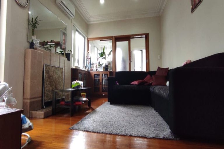 Photo of property in 2/32 Wintere Road, Papatoetoe, Auckland, 2025