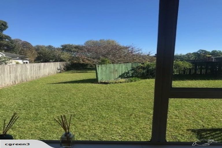 Photo of property in 22 Niccol Avenue, Narrow Neck, Auckland, 0624