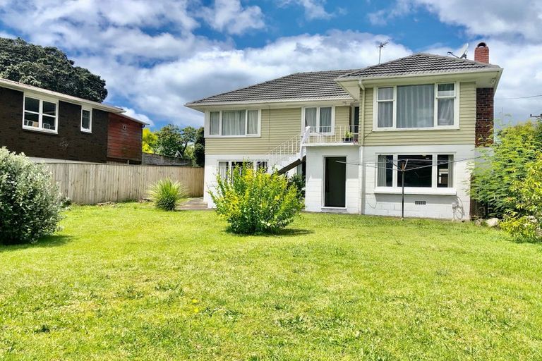 Photo of property in 3 Trinidad Road, Sunnynook, Auckland, 0620